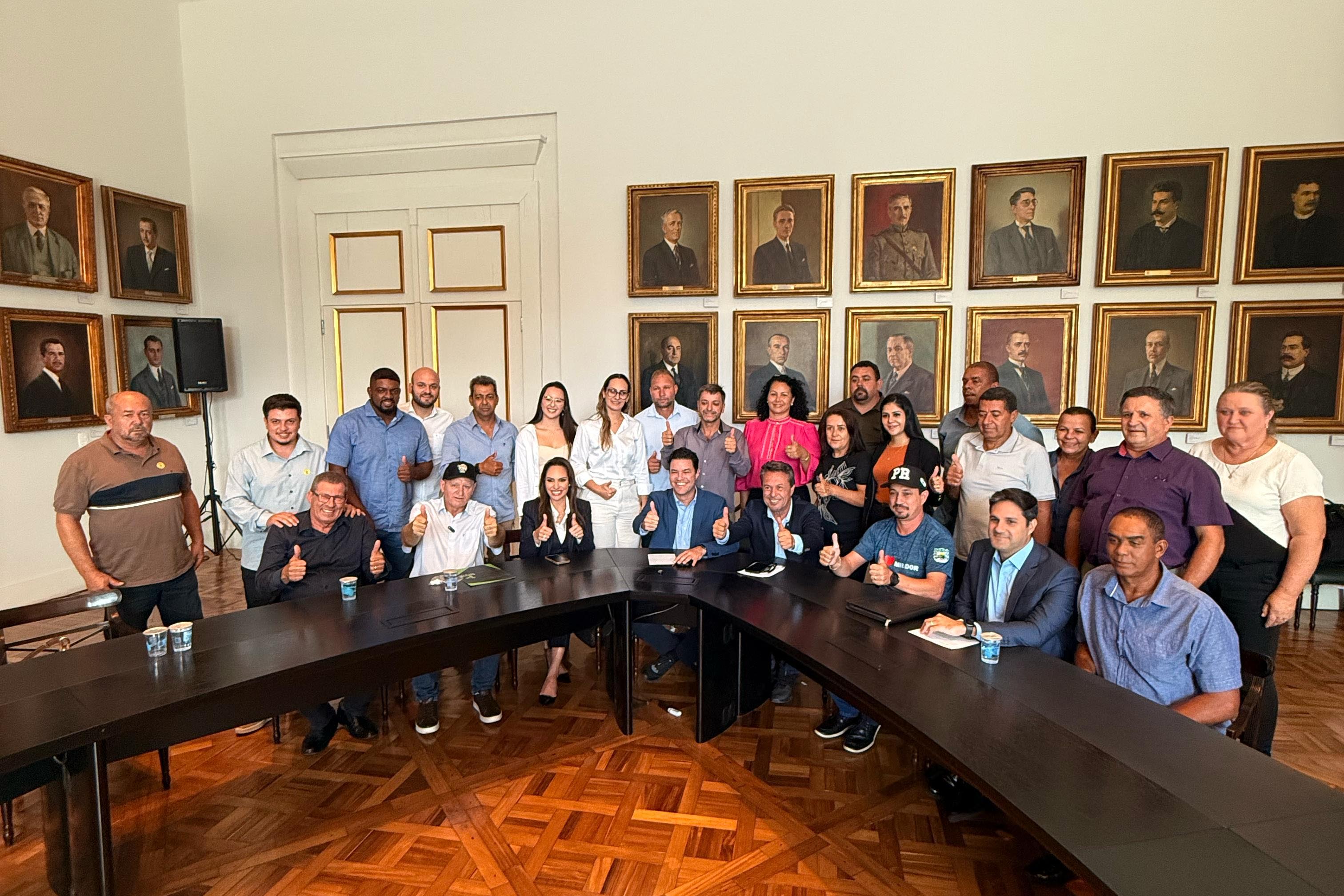 Governo do Estado contrata projetos de pavimentação e ponte que liga Mirador a Guaporema Foto: Divulgação Paraná Projetos Governo do Estado contrata projetos de pavimentação e ponte que liga Mirador a Guaporema