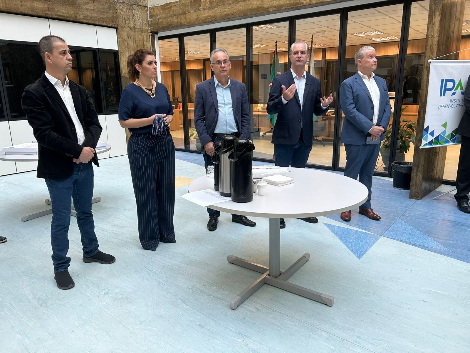 café com servidores novos SEPL Ipardes