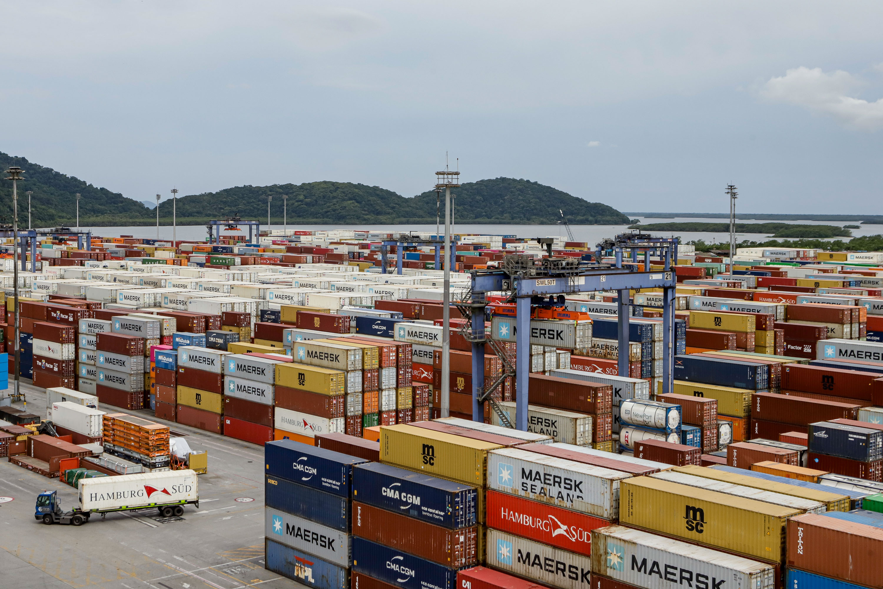 Nove produtos paranaenses tiveram crescimento superior a 30% nas exportações em 2025