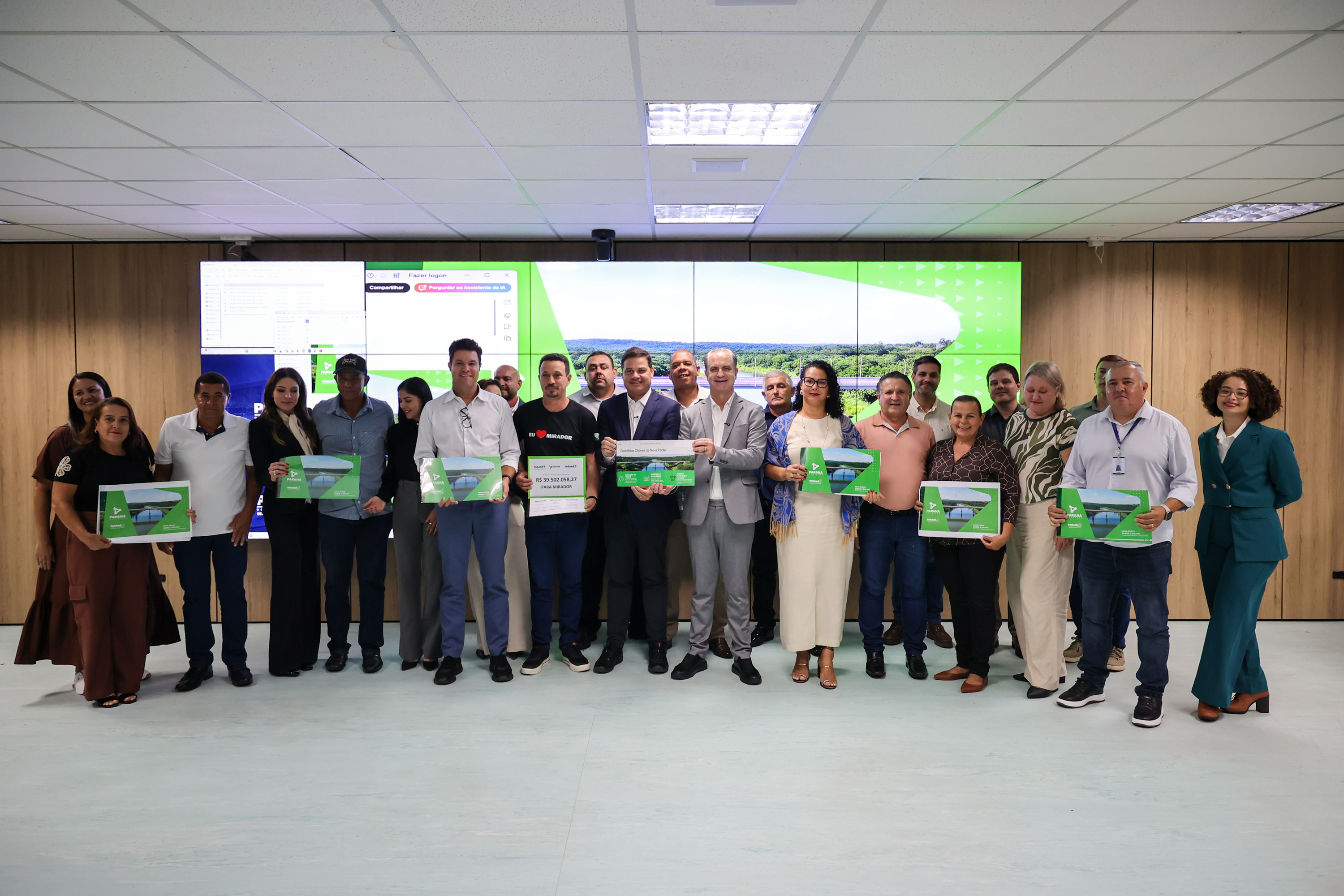 Ponte sobre o rio Ivaí entre Mirador e Guaporema