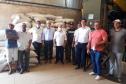 Entrega de pavimentação de estrada rural e de máquinas, caminhão e equipamentos para cooperativas de agricultura familiar, inauguração de cozinha comunitária. Estas foram algumas das ações dos secretários estaduais da Agricultura e do Abastecimento, Norberto Ortigara, e do Planejamento e Projetos Estruturantes, Valdemar Bernardo Jorge, na semana passada na região do Norte Pioneiro.