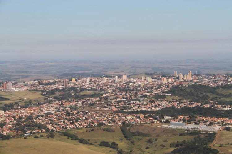 Paraná avança em desenvolvimento integrado e investimentos para retomada econômica.