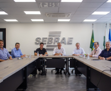 Reunião no Sebrae sobre Paraná Produtivo.