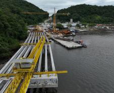 ponte de guaratuba em obras