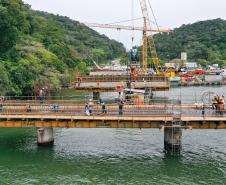 ponte de guaratuba em obras