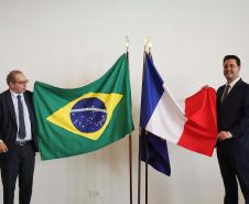 Pompidou assinatura França