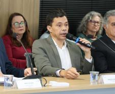 Paraná tem população urbana, escolarizada e com casa própria, aponta pesquisa inédita