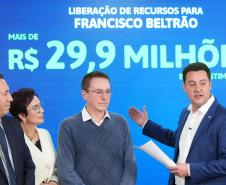 Governador libera investimento do projeto do Asfalto Novo Vida Nova em Irati do Paraná Projetos e Secretaria do Planejamento