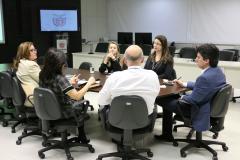 Representantes do IFC, do Banco Mundial, realizam visita técnica na área de saúde do Paraná 