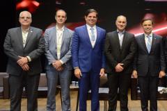 (da esq para dir): Jayme Macedo/Executivo da ONS; Cleicio Martins/Presidente CGT Eletrobras, André Pepitone/Diretor Financeiro Itaipu, Sandro Vieira/Superintendente Supen e Sandoval Feitosa/Presidente Aneel