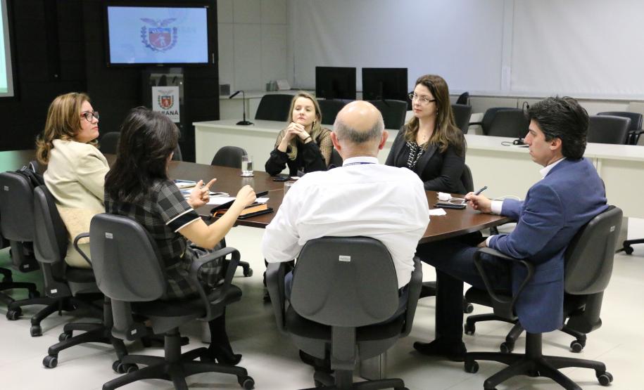 Representantes do IFC, do Banco Mundial, realizam visita técnica na área de saúde do Paraná