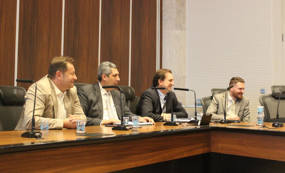 Empresários russos conhecem os projetos da Nova Ferroeste