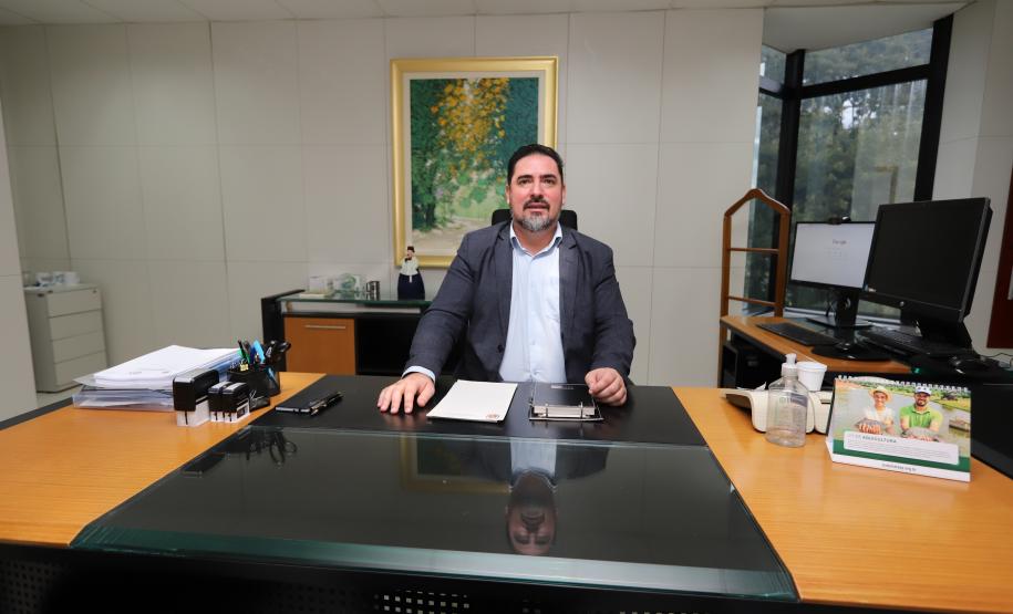 Elisandro Pires Frigo - Secretário de Administração e Previdência (SEAP)