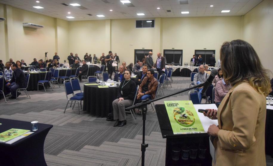 Municípios dos Campos Gerais recebem planos de desenvolvimento integrado