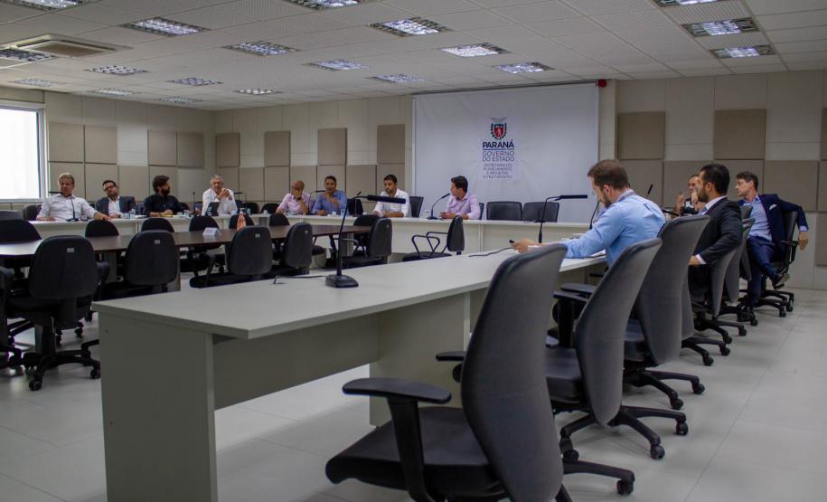 Pessoas reunidas sobre hidrogênio verde. Foto: SEPL