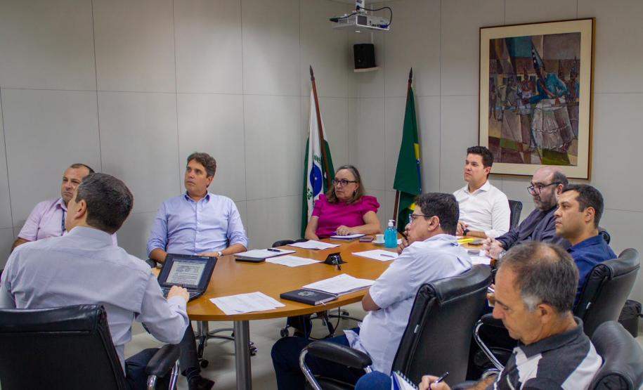 Reunião para melhorar análise de desenvolvimento das cidades. Foto: SEPL.