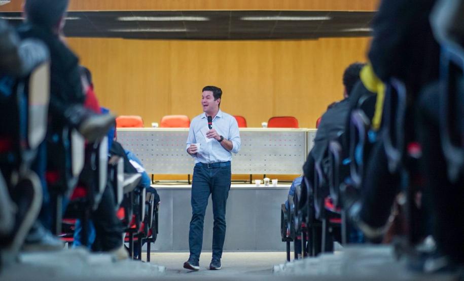 dinamica 001 Alex Adam