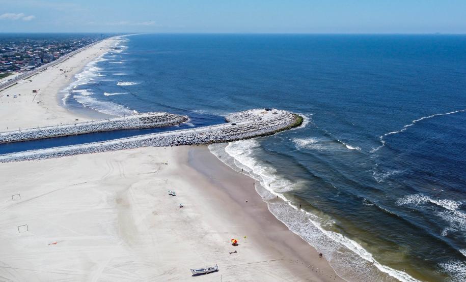 Espigão na Orla de Matinhos