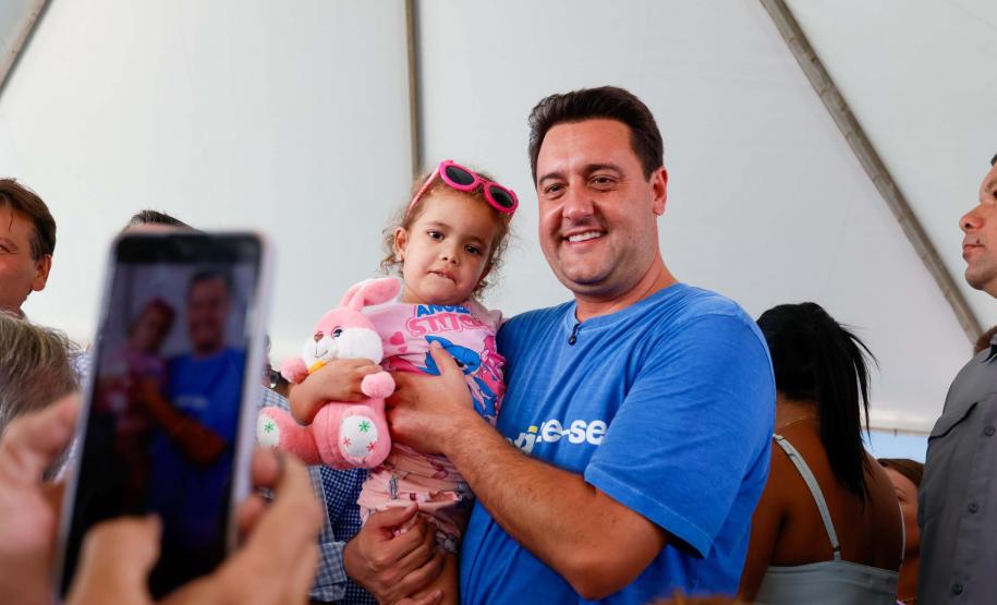 Ratinho Junior libera obras Pontal do Paraná