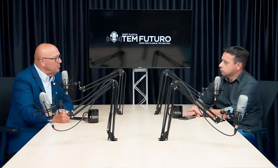 podcast com Romanelli