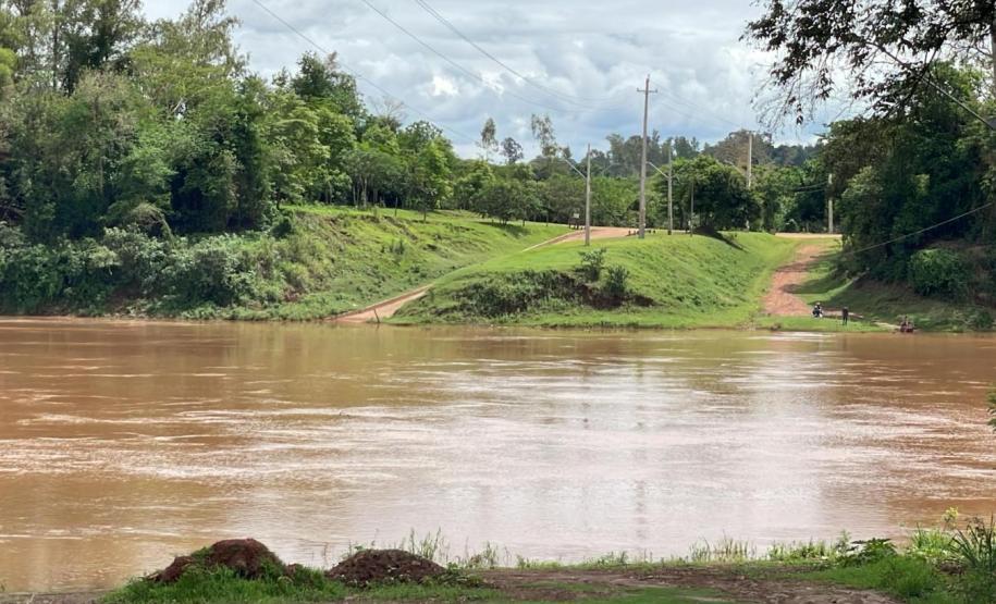 Governo do Estado contrata projetos de pavimentação e ponte que liga Mirador a Guaporema