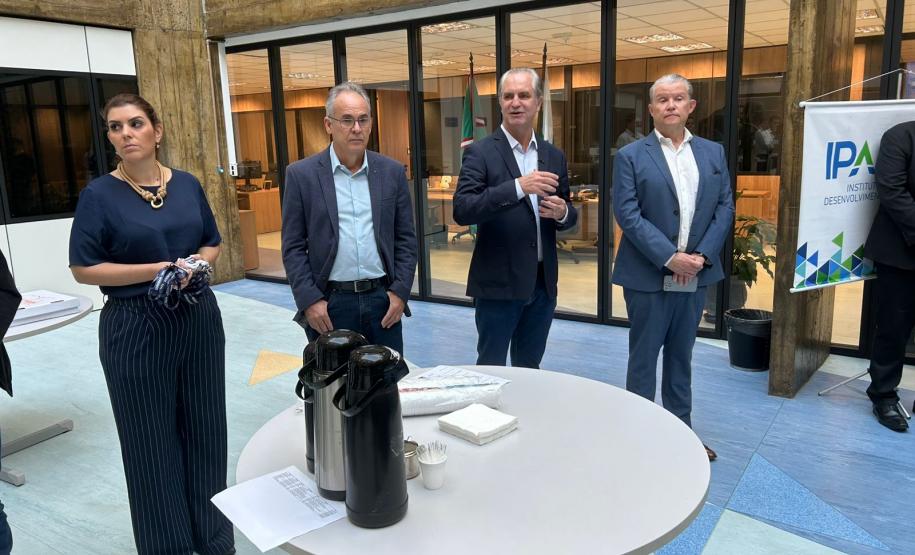 café com servidores novos SEPL Ipardes