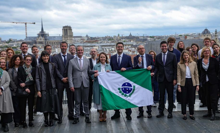 Pompidou assinatura França
