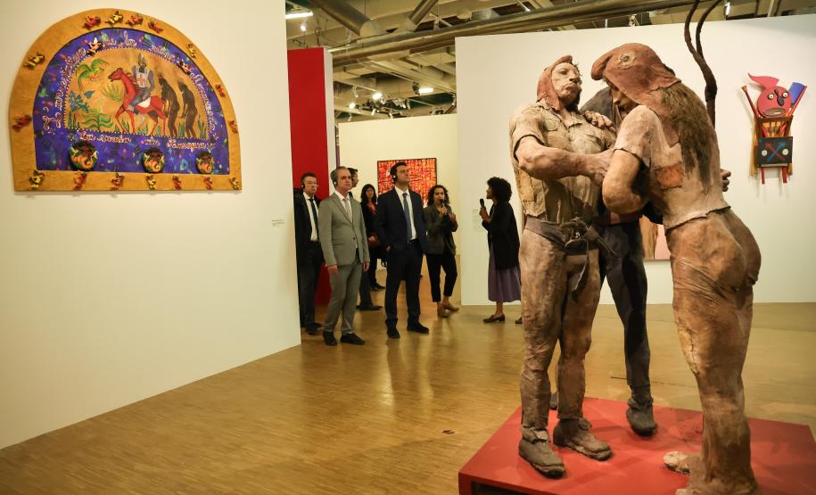 Pompidou assinatura França