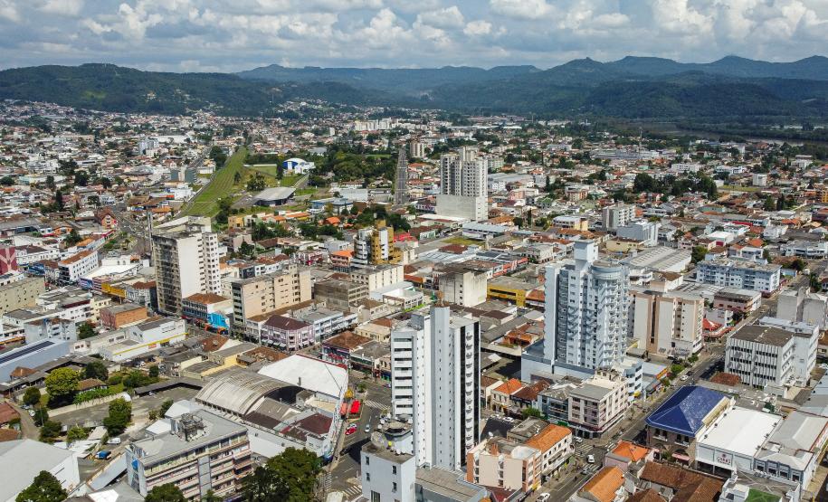 Pesquisadores do Ipardes levam pesquisa inédita a 144 municípios nesta semana