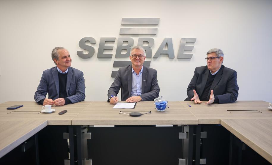 Estado conclui Plano de Contratações Anual de 2026 com mais de 92 mil itens