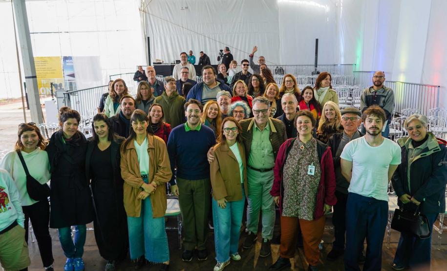 Luiz Ernesto Centre Pompidou Paraná