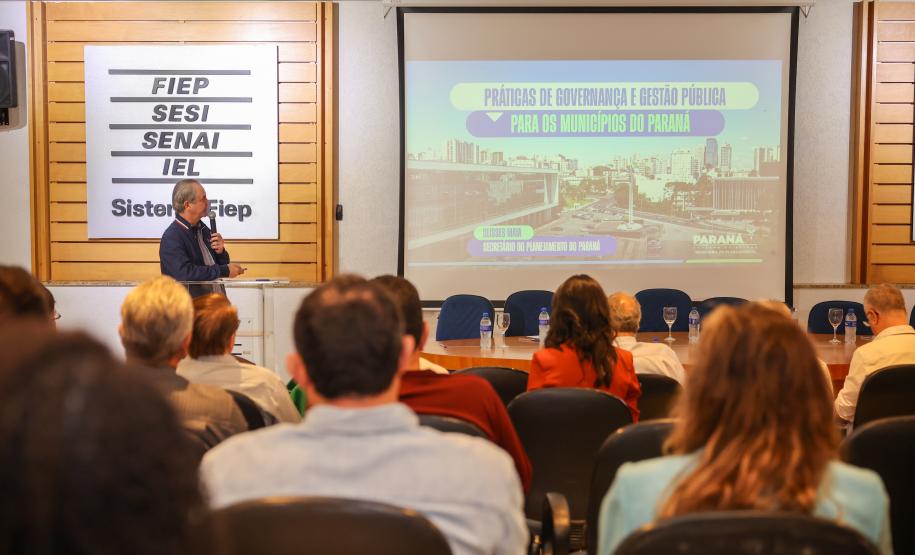 Apresentação na AMUSEP