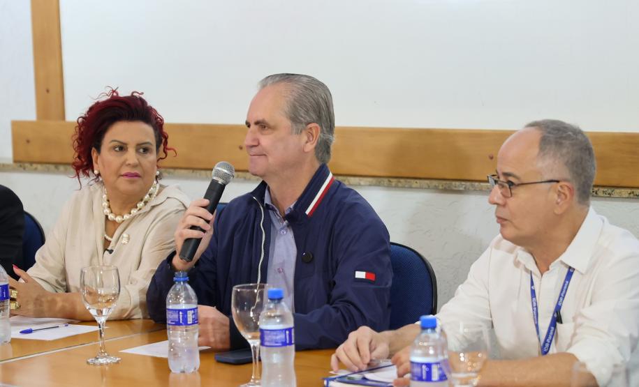 Apresentação na AMUSEP