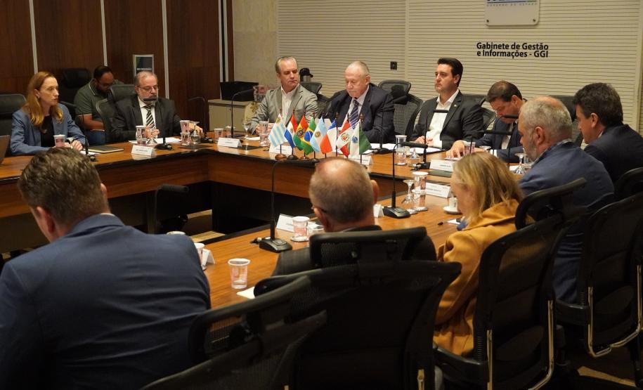 Com foco na integração regional, Paraná é reconduzido à presidência da Zicosul