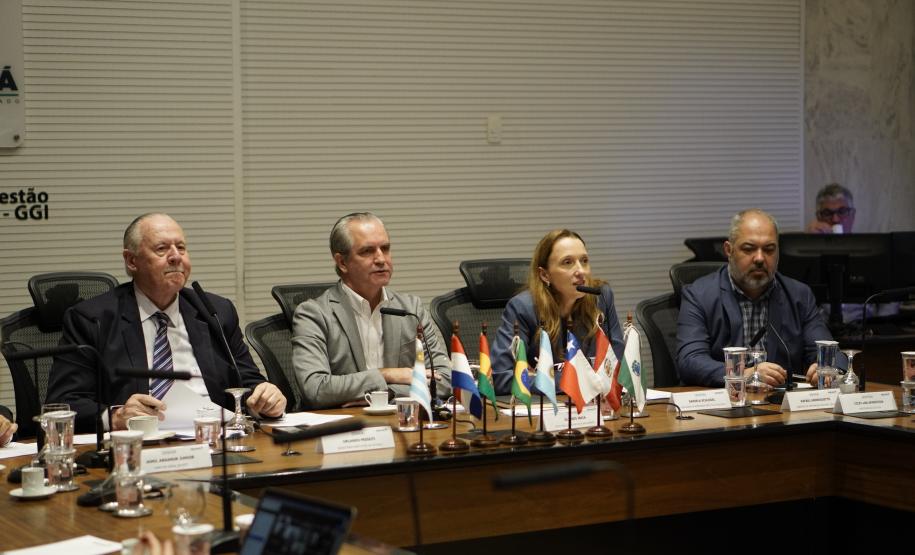 Com foco na integração regional, Paraná é reconduzido à presidência da Zicosul