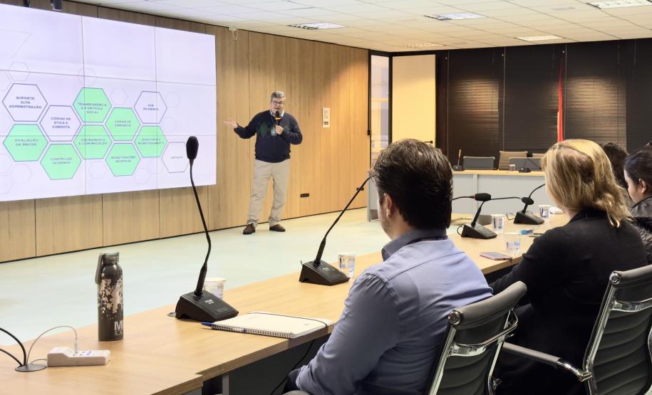 Núcleo de Integridade e Compliance Setorial é apresentado aos servidores do Planejamento