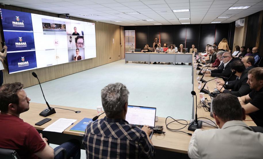 Estado recebe missão do Banco Mundial e apresenta avanços do projeto Paraná Eficiente
