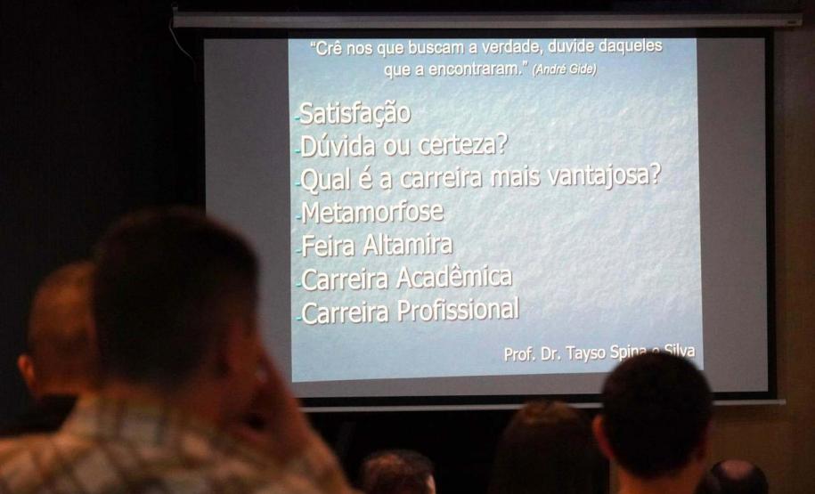 Estado promove aula inaugural da especialização e residência técnica em gestão