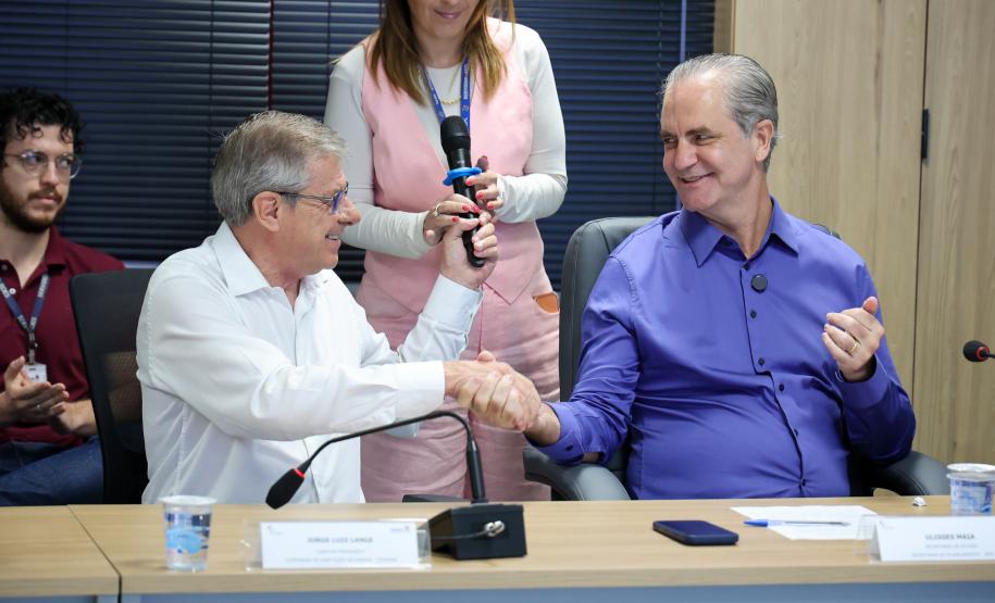 Paraná tem população urbana, escolarizada e com casa própria, aponta pesquisa inédita