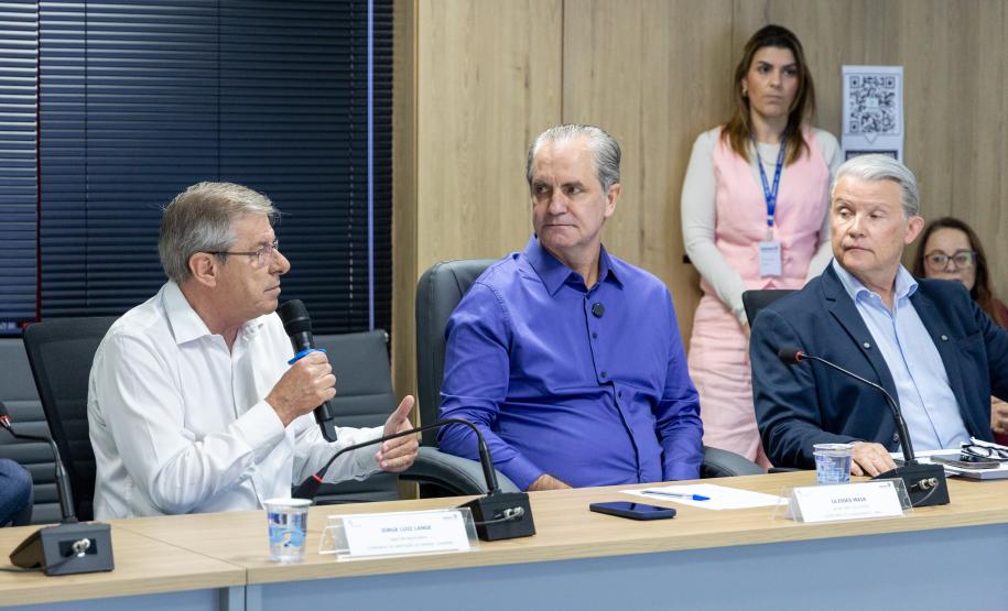 Paraná tem população urbana, escolarizada e com casa própria, aponta pesquisa inédita