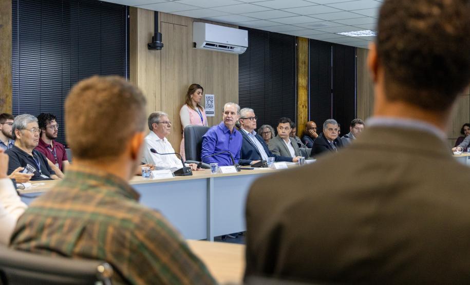 Paraná tem população urbana, escolarizada e com casa própria, aponta pesquisa inédita