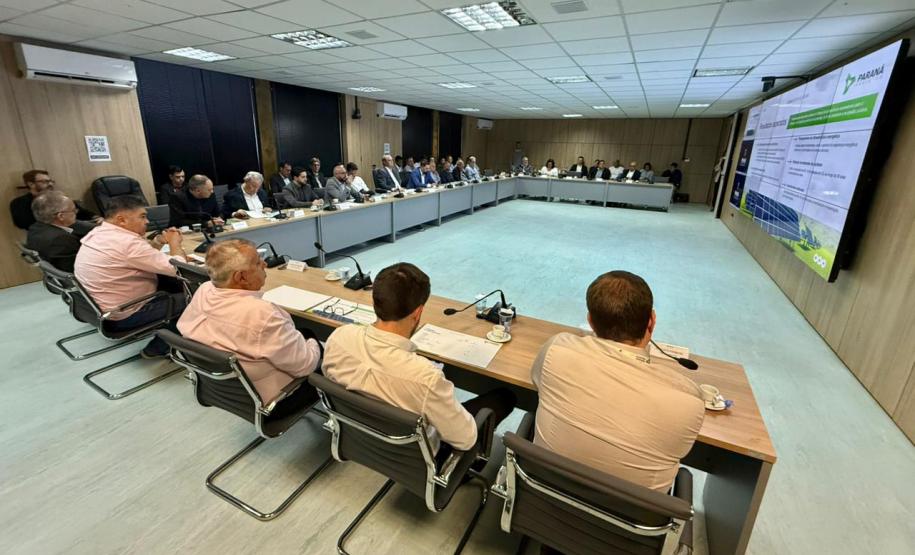 Estado instalará oito usinas de energia solar para compensar consumo de prédios públicos