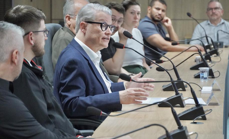 Planejamento e o Instituto Paranaense de Desenvolvimento Econômico e Social recebem novos servidores