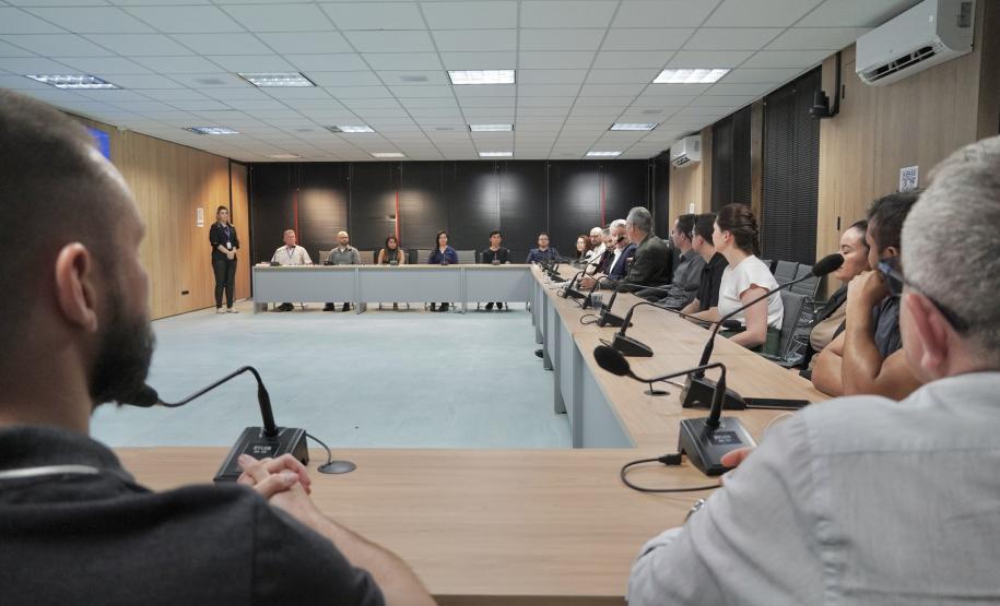 Planejamento e o Instituto Paranaense de Desenvolvimento Econômico e Social recebem novos servidores