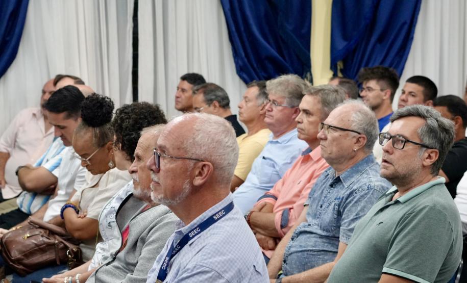 Secretaria do Planejamento e Paraná Projetos fazem reunião técnica para ouvir população sobre a Requalificação Urbana de Paranaguá