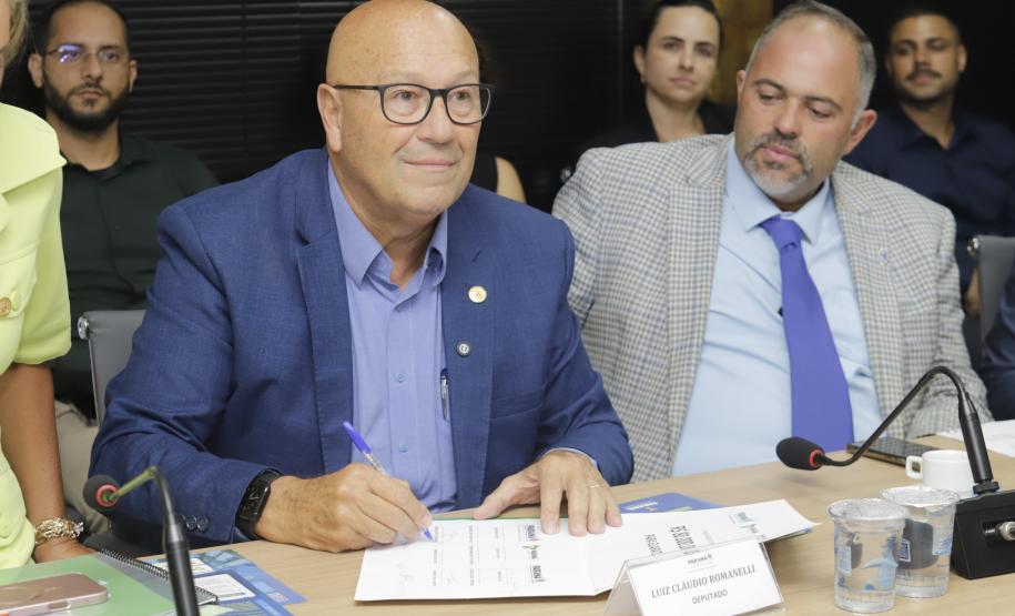 Governo oficializa binário e acessos da Ponte de Guaratuba serão modernizados