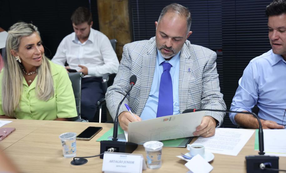 Governo do Paraná vai investir R$ 90 milhões para pavimentar a PR-487 entre Ivaí e Ipiranga