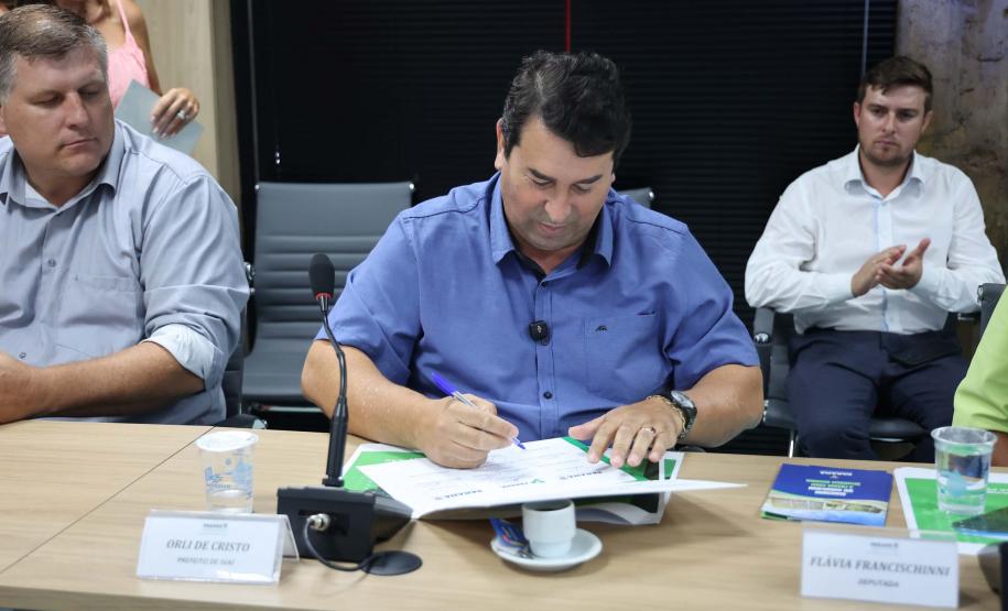 Governo do Paraná vai investir R$ 90 milhões para pavimentar a PR-487 entre Ivaí e Ipiranga