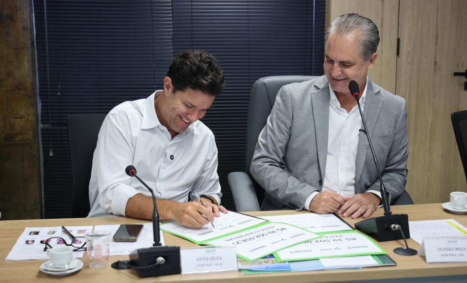 Ponte sobre o rio Ivaí entre Mirador e Guaporema