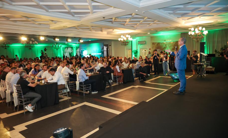 Forum de Gestores Públicos - Curitiba - Asfalto Novo Vida Nova